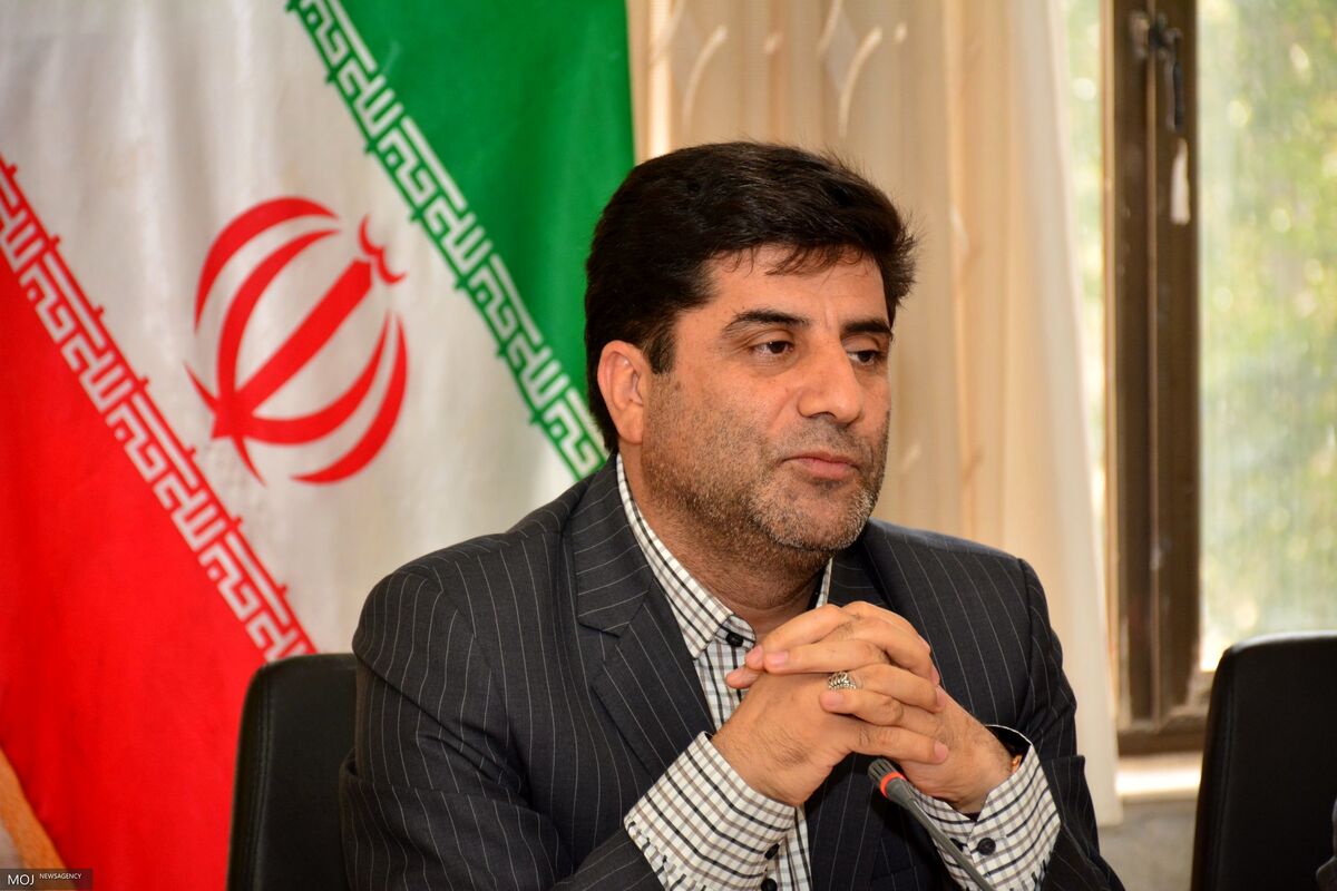 اکبر فتحی