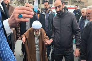 آیت الله جنتی در مراسم تشییع آقای شهید ایران حضور یافت