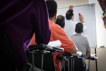 ادامه تحصیل زندانیان در ندامتگاه‌های فارس پیگیری می‌شود