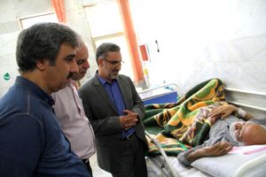 عیادت مدیرکل فرهنگ و ارشاد اسلامی کرمانشاه از استاد مسعود زنگنه