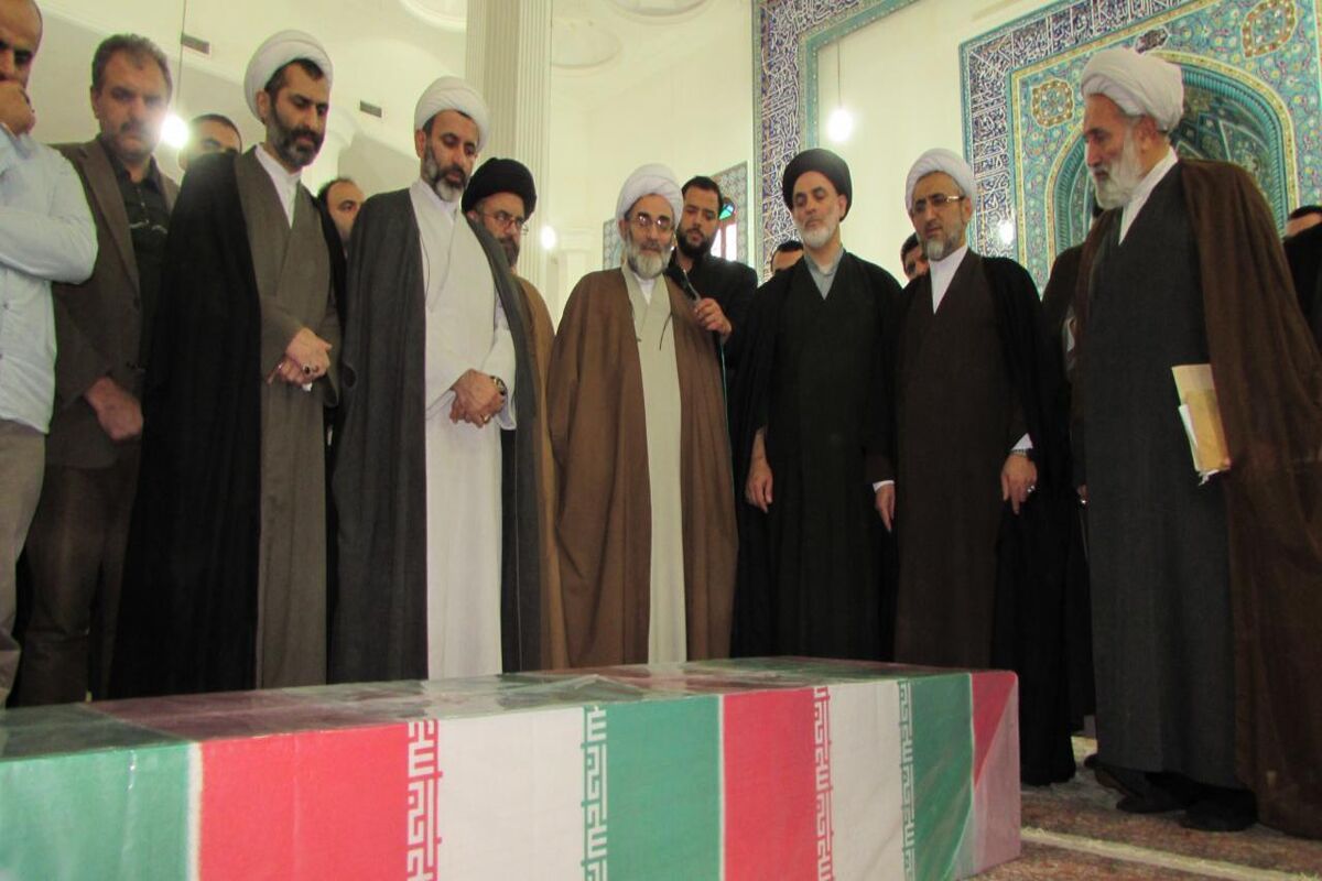 تشییع پیکر ۲ شهید گمنام در دانشگاه گیلان