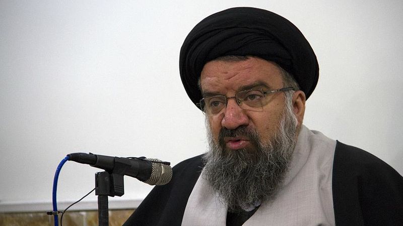 اجازه نخواهیم داد که کوچکترین آسیبی به ولایت فقیه وارد شود