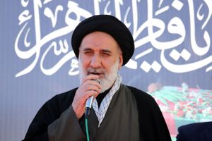 وحدت ملی تنها راه ایستادگی مقابل دشمنان است