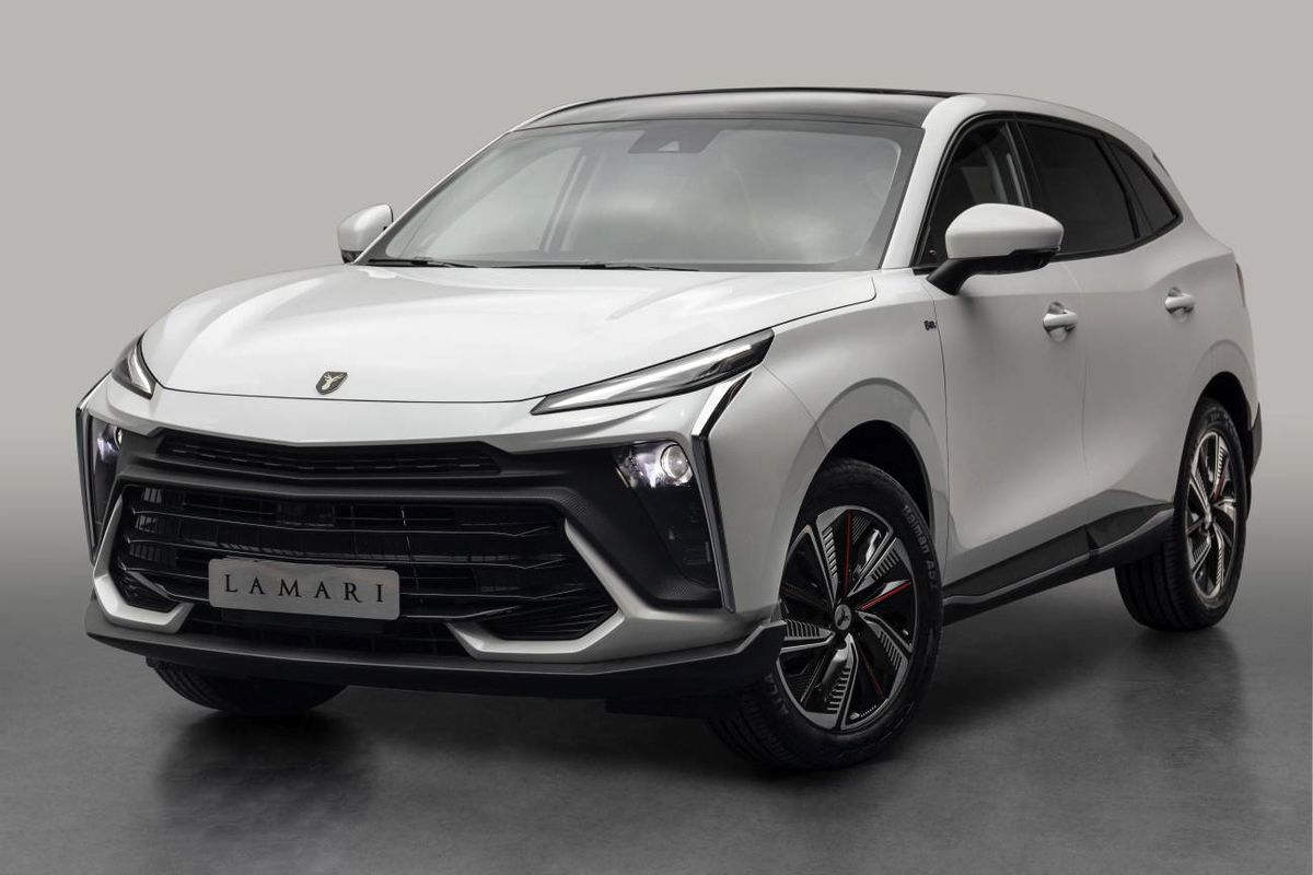 لاماری ایما هیبرید HEV در ایران رونمایی شد2