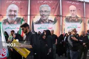 حضور پرشور مردم و مقامات در مراسم گرامیداشت شهدای اقتدار ایران