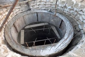 حفر چاه جدید برای تأمین آب پایدار قلعه‌قاضی آغاز شد