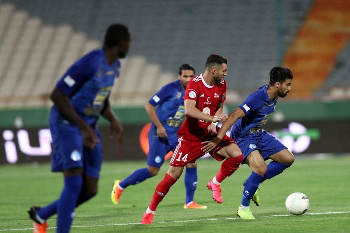 بازی استقلال و تراکتور1