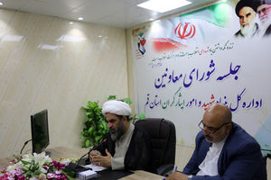 خادمان به شهدا امانت داران پیام و خون های شهدا هستند