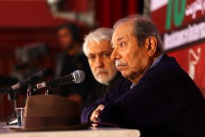 علی نصیریان: تکراری شدن از ضعف هنرمند است/کارگردان و بازیگر باید با گفت‌وگو به هماهنگی برسند