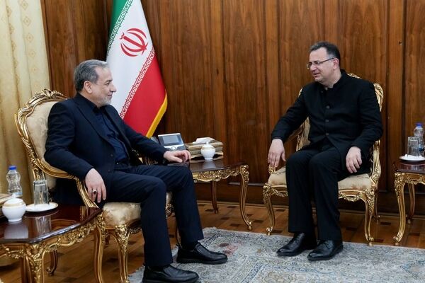 سفیر ایران در گرجستان با وزیر امور خارجه کشورمان دیدار کرد