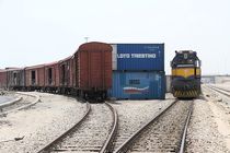 قطار حمل و نقل ریلی در بزرگترین بندر ایران شتاب می گیرد