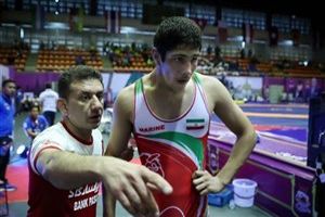 پیروزی آزادکاران ایران در نخستین گام