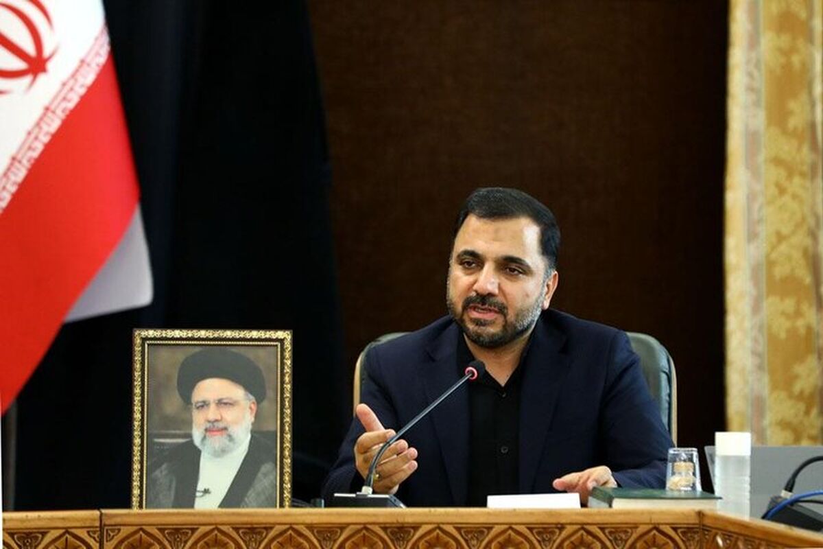وزیر ارتباطات عیسی زارع پور