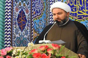 حاشیه سازی درمورد حجاب وفضای مجازی برای سرگرمی مردم و به حاشیه رفتن اوضاع اقتصادی است