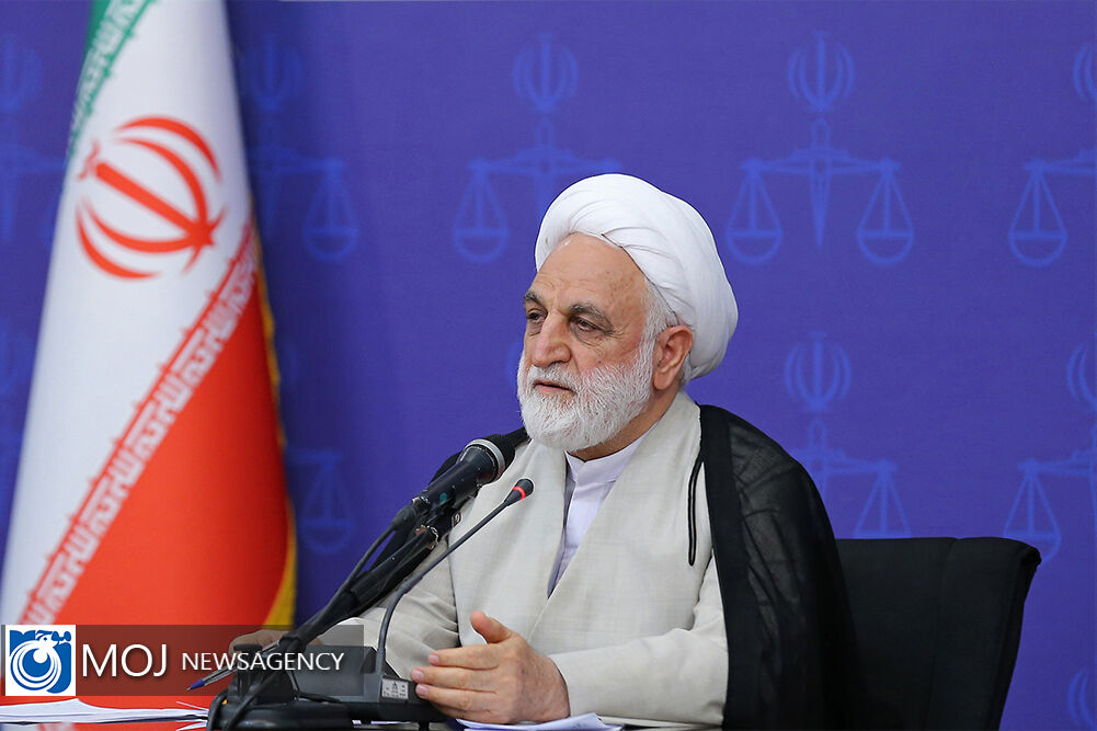پرونده قضایی و بررسی زوایای سوء قصد به آیت‌الله سلیمانی تشکیل شود