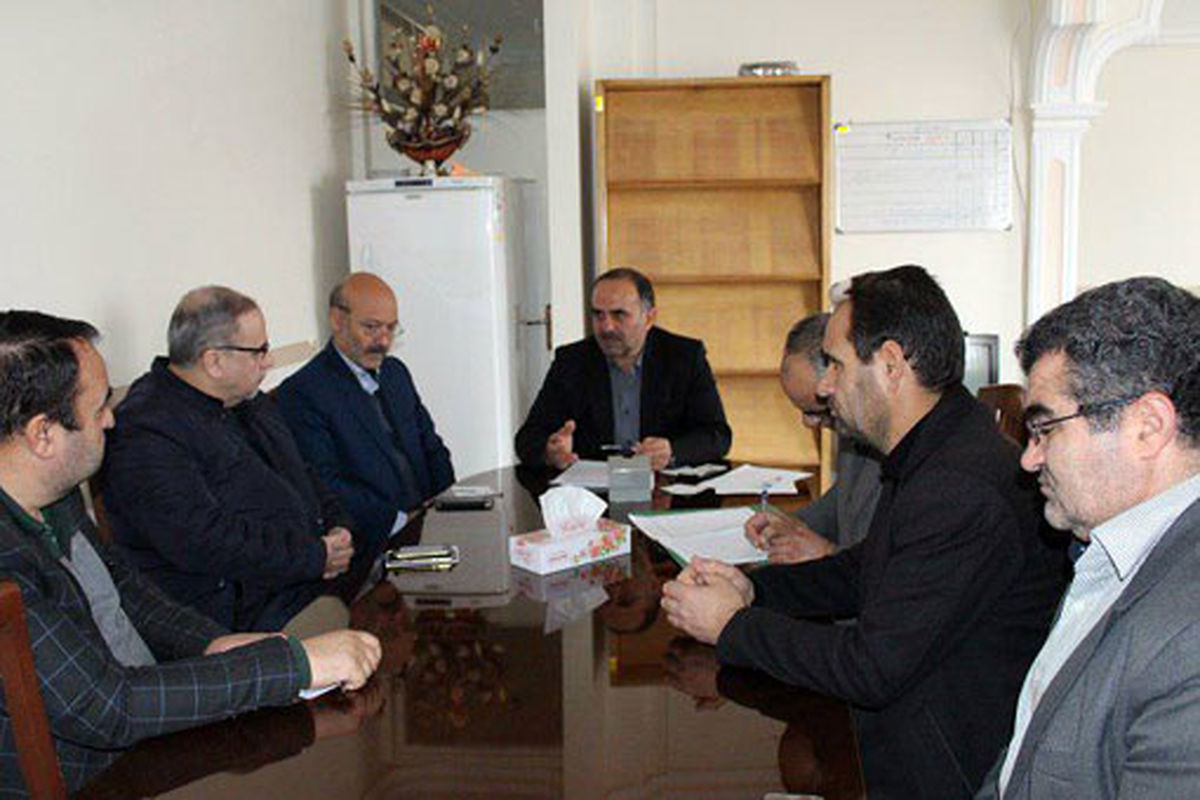 جلسه جهادکشاورزی در خصوص نهال های بدون شناسنامه