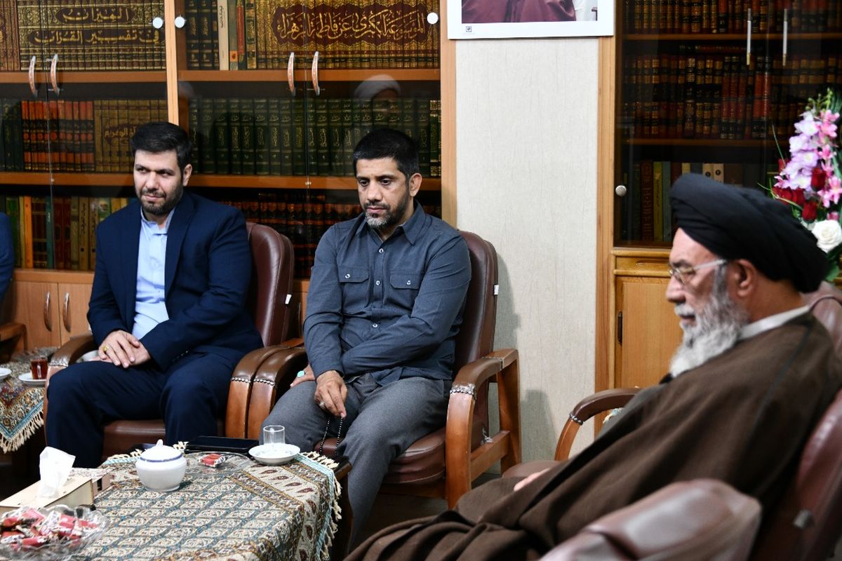 امام جمعه اصفهان