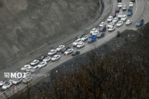 ترافیک فوق‌سنگین در محورهای شمالی کشور/یکطرفه شدن جاده چالوس برای چهارمین روز متوالی