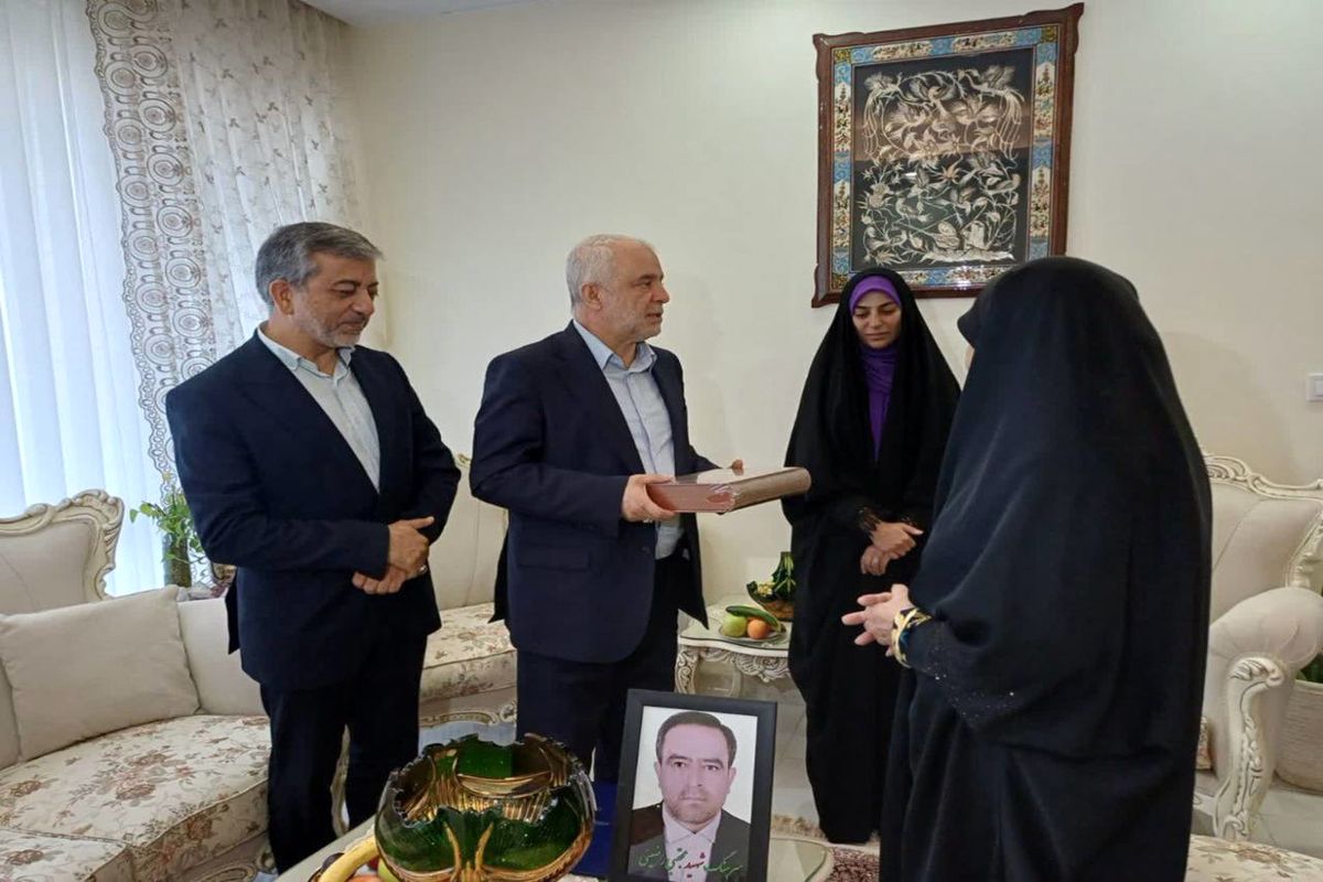 رئیس بنیاد شهید و امور ایثارگران