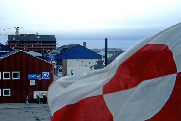 ماکرون درباره تهدیدهای ترامپ علیه گرینلند هشدار داد