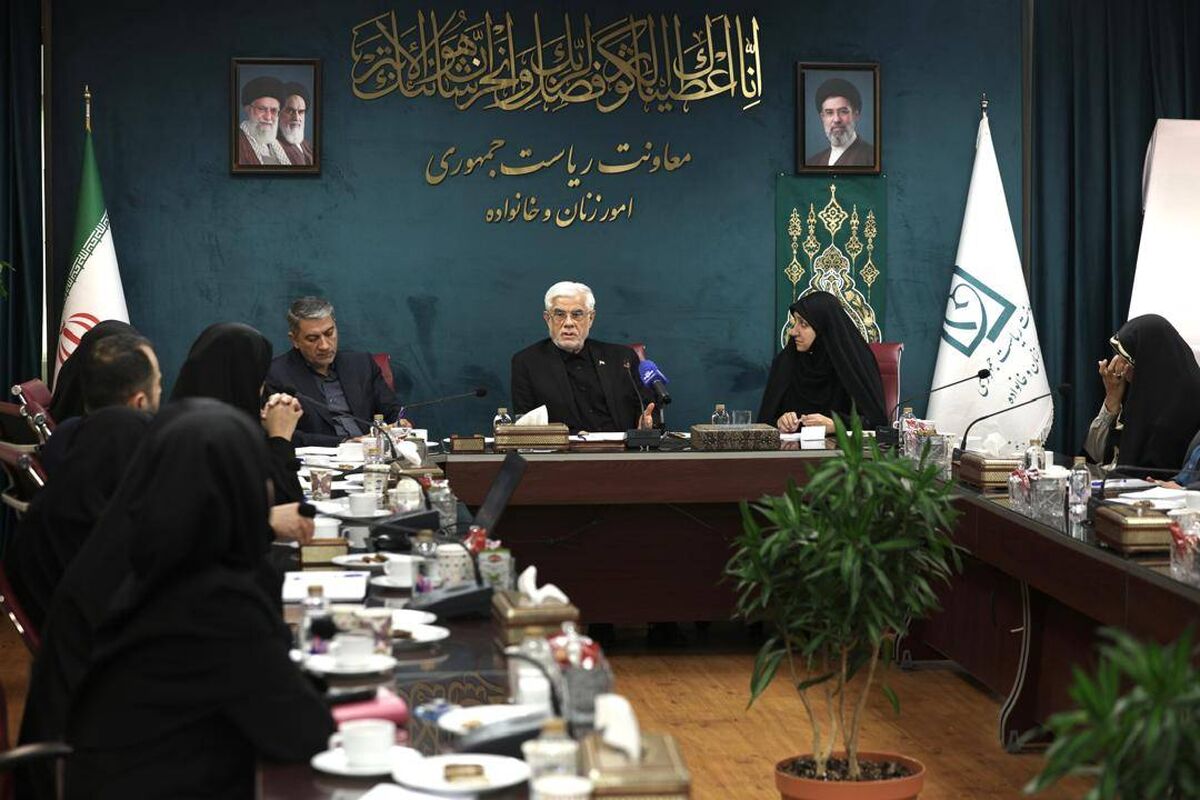 عارف