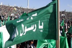 بغداد به میدان دفاع از مقدسات آمد