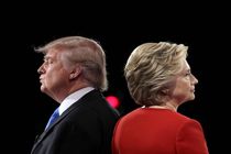 هیلاری کلینتون شیاد باید وارد رقابت های انتخاباتی شود!