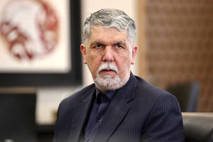 تئاتر در ادوار مختلف تاریخ ایران همراه مردم بوده است