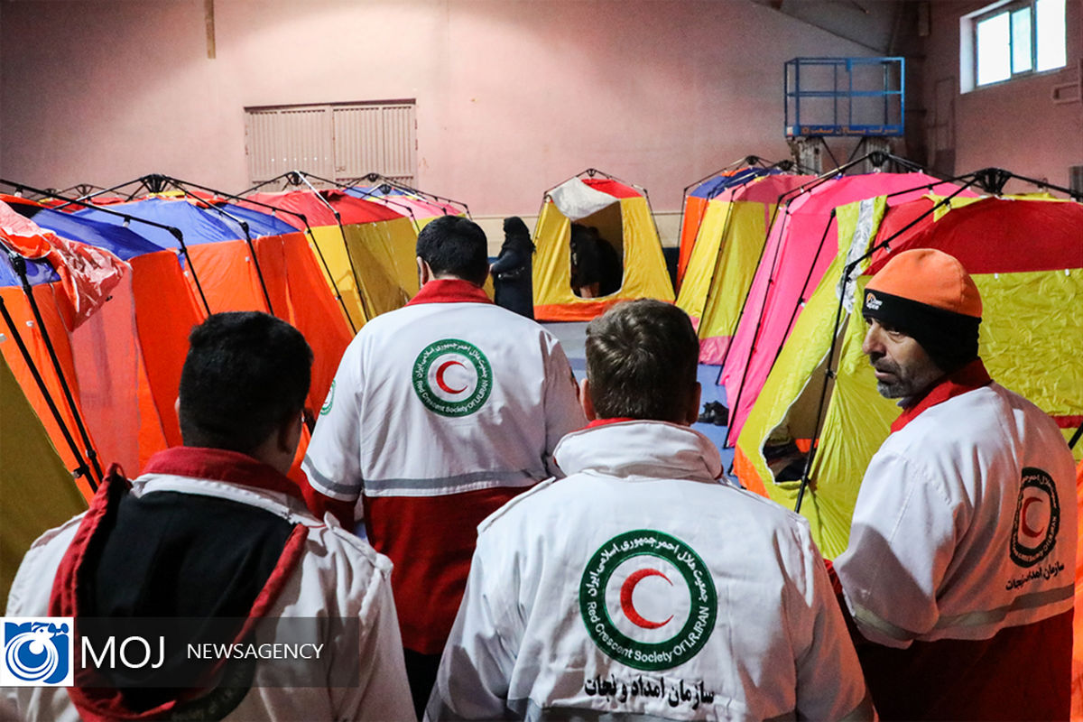 بازدید رییس هلال احمر از مناطق زلزله زده خوی