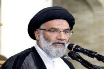 حوزه و دانشگاه دو بال رشد و ترقی هستند