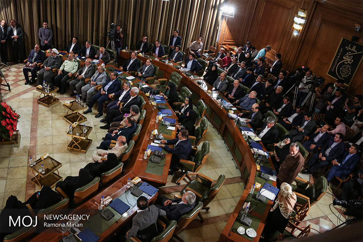 نخستین جلسه شورای شهر پنجم