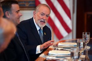 اسرائیل خود تصمیم می‌گیرد با کرانه باختری چه کند