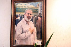 مجاهدت شهدا، مردم ایران را در جهان سربلند کرد