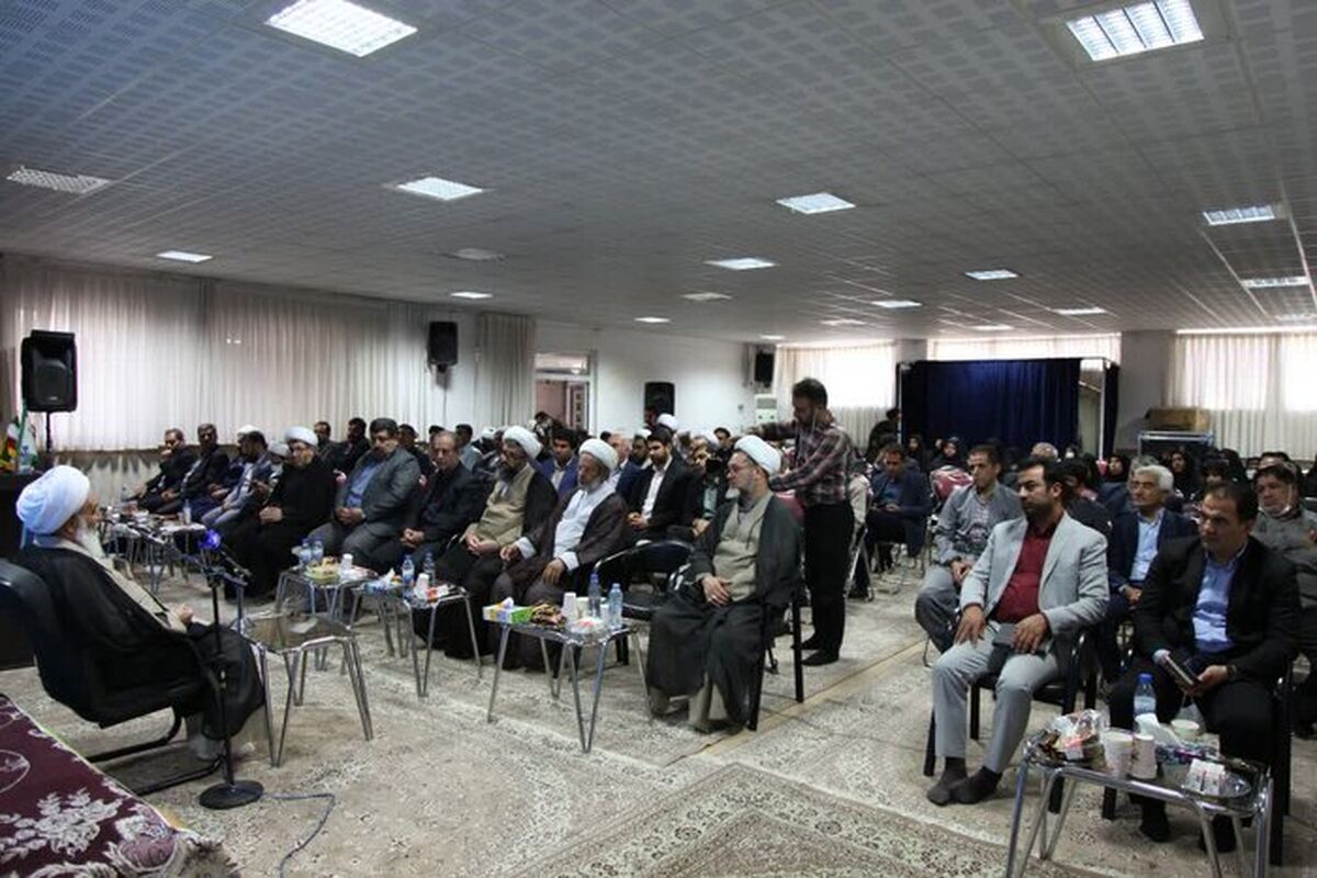 تجلیل از یاوران وقف کرمانشاه 