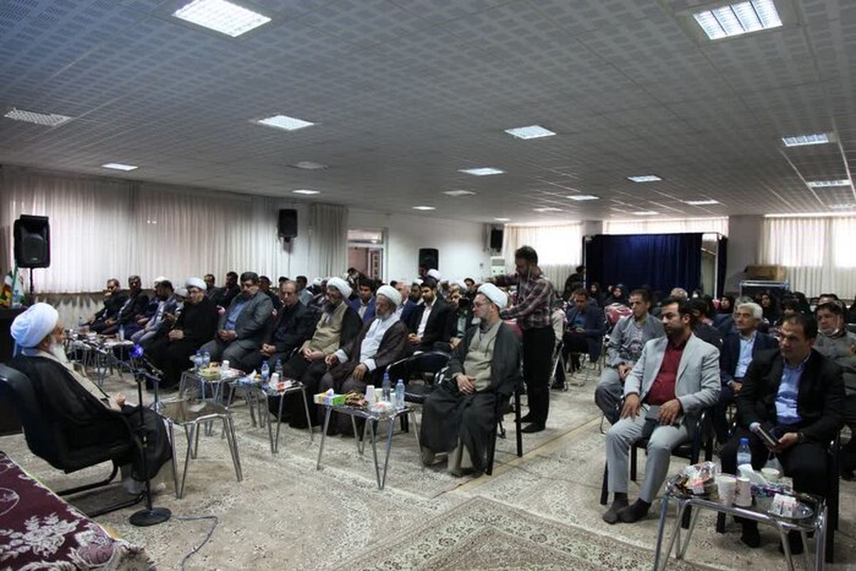 تجلیل از یاوران وقف کرمانشاه 