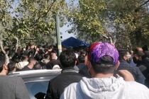 حمله اغتشاشگران به انتظامات بهشت زهرا(س)/  یکی از ماموران مجروح شد