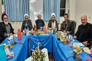 ملاک برتری انسان، تربیت است