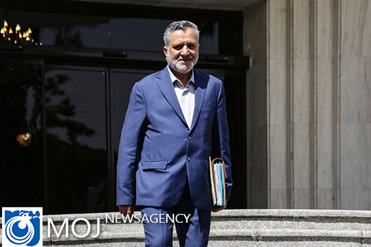 اعضای هیأت دولت در جمع خبرنگاران