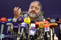 دشمن تلاش دارد تا الگوی مصرف و رضایتمندی در ایران را تغییر دهد