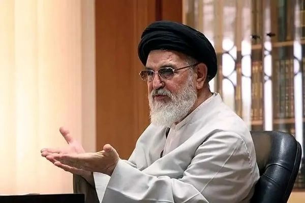 آیت‌الله امام جمارانی از دنیا رفت