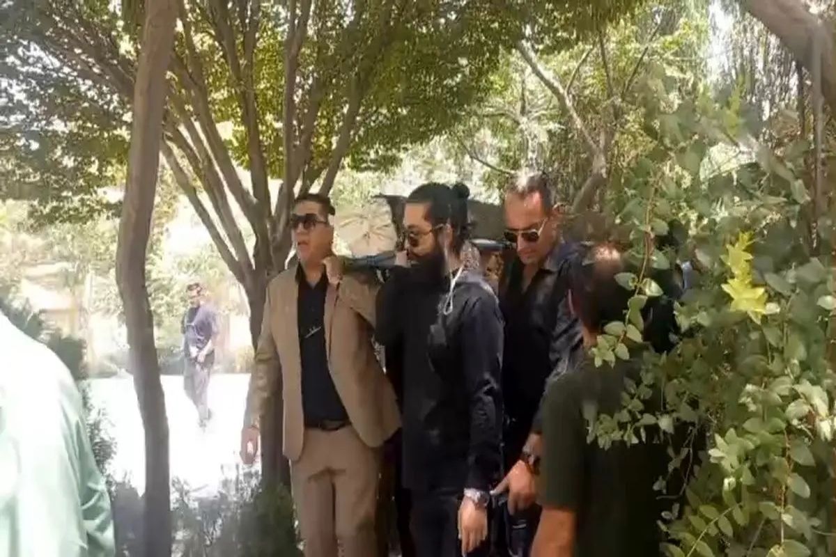 تشییع پیکر بامداد بیات