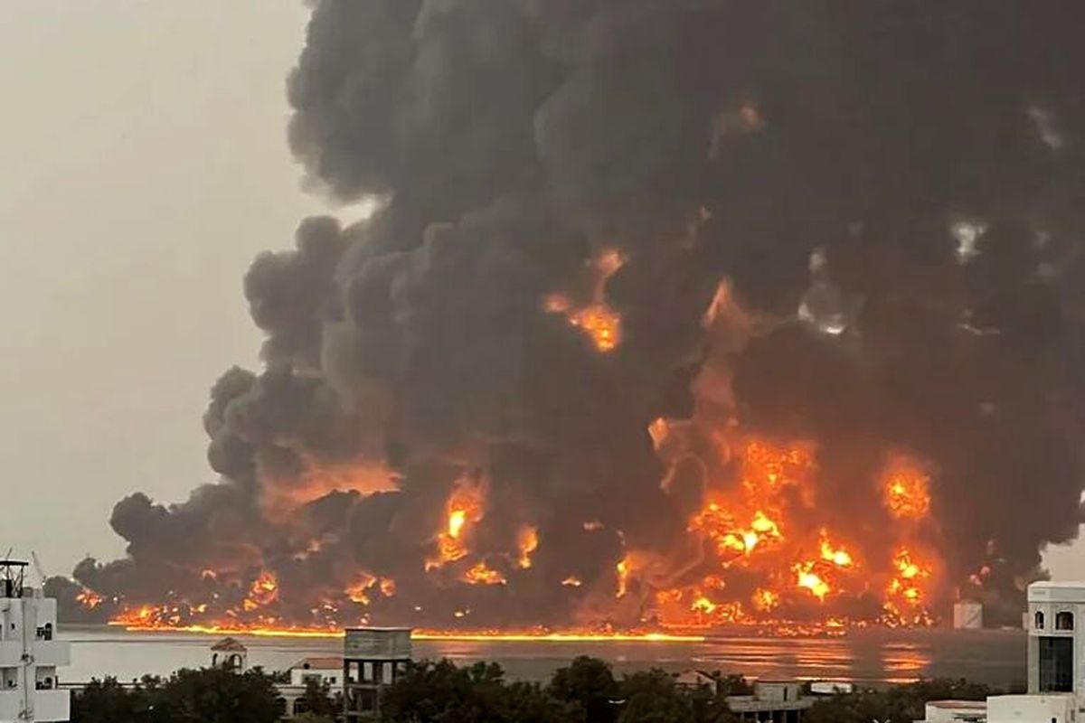 حمله هوایی به یمن