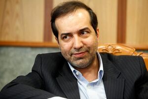 ارز ۴۲۰۰ تومانی برای واردات کاغذ کماکان تعلق می‎گیرد