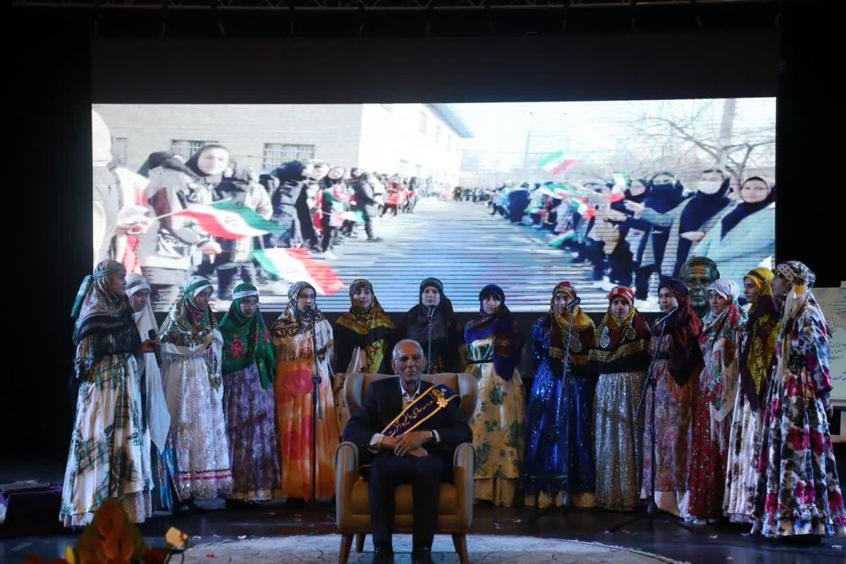 خیر مدرسه ساز