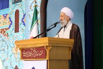 تشکیل قرارگاه جنگ اقتصادی برای مقابله با مفسدان ضروری است