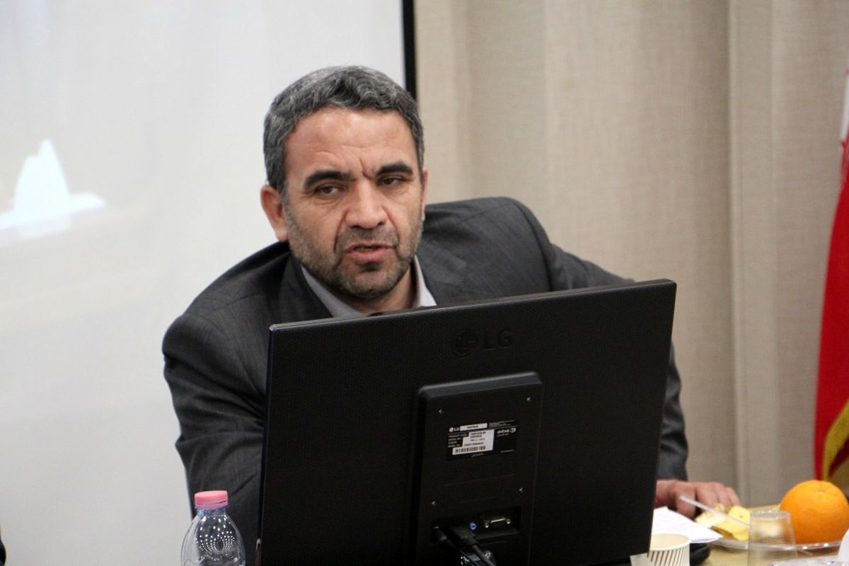 معاون وزارت آموزش و پرورش 