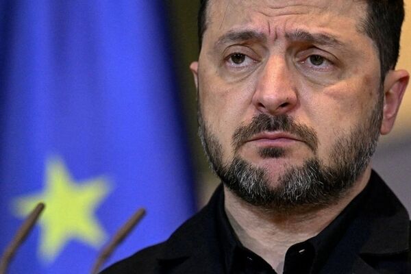 زلنسکی مانند دستگاه خودپرداز با اروپایی ها رفتار می‌کند