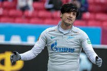 آزمون در نقش مدافع برای لورکوزن/تداوم عملکرد کم فروغ مهاجم تیم ملی در بوندسلیگا