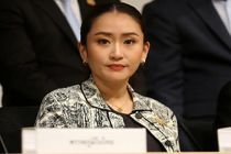 جوان‌ترین نخست‌وزیر تایلند پس از یک سال از قدرت کنار گذاشته شد