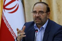 دشمنان تمام امکانات را در اختیار جریان معاند قرار داده‌اند